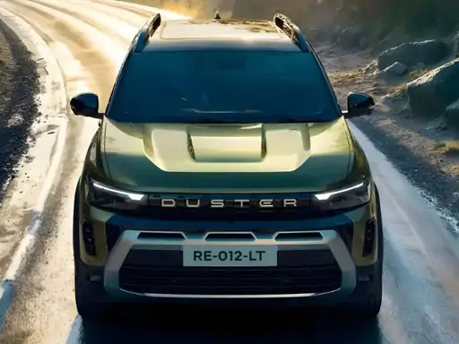 फ्रंट प्रोफाइल duster look