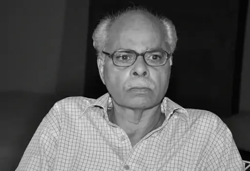 के. एन. पणिक्कर कई इंटरनेशनल यूनिवर्सिटीज में विजिटिंग प्रोफेसर और फेलो भी रहे