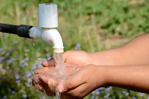 2026 तक देश में कुल 15.71 करोड़ घरों तक नल पहुंचाए गए हैं।