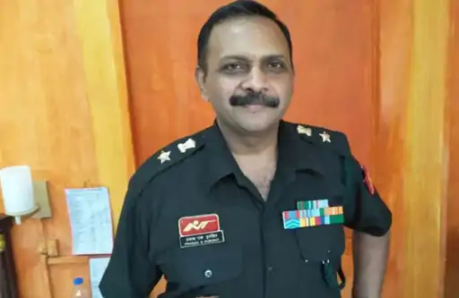 जमानत के बाद कर्नल श्रीकांत पुरोहित को फिर से नौकरी शुरू करने की इजाजत दी गई थी