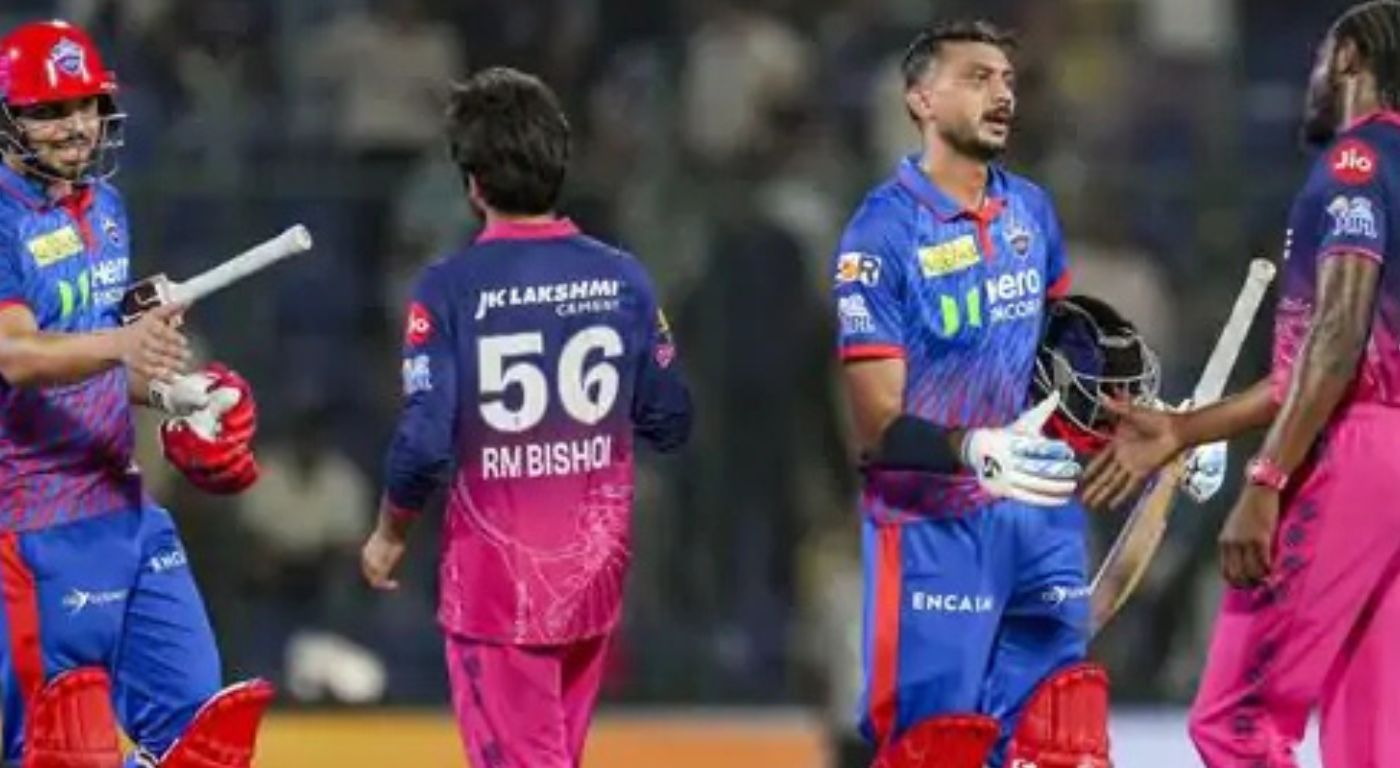 RCB vs PBKS IPL 2026 Scorecard: रॉयल चैलेंजर्स बेंगलुरु (RCB) ने पंजाब किंग्स को 23 रनों से शिकस्त देकर प्लेऑफ में अपनी जगह पक्की कर ली है। वेंकटेश अय्यर और विराट कोहली की शानदार पारियों के साथ देखें इस मुकाबले का पूरा लाइव स्कोरकार्ड।