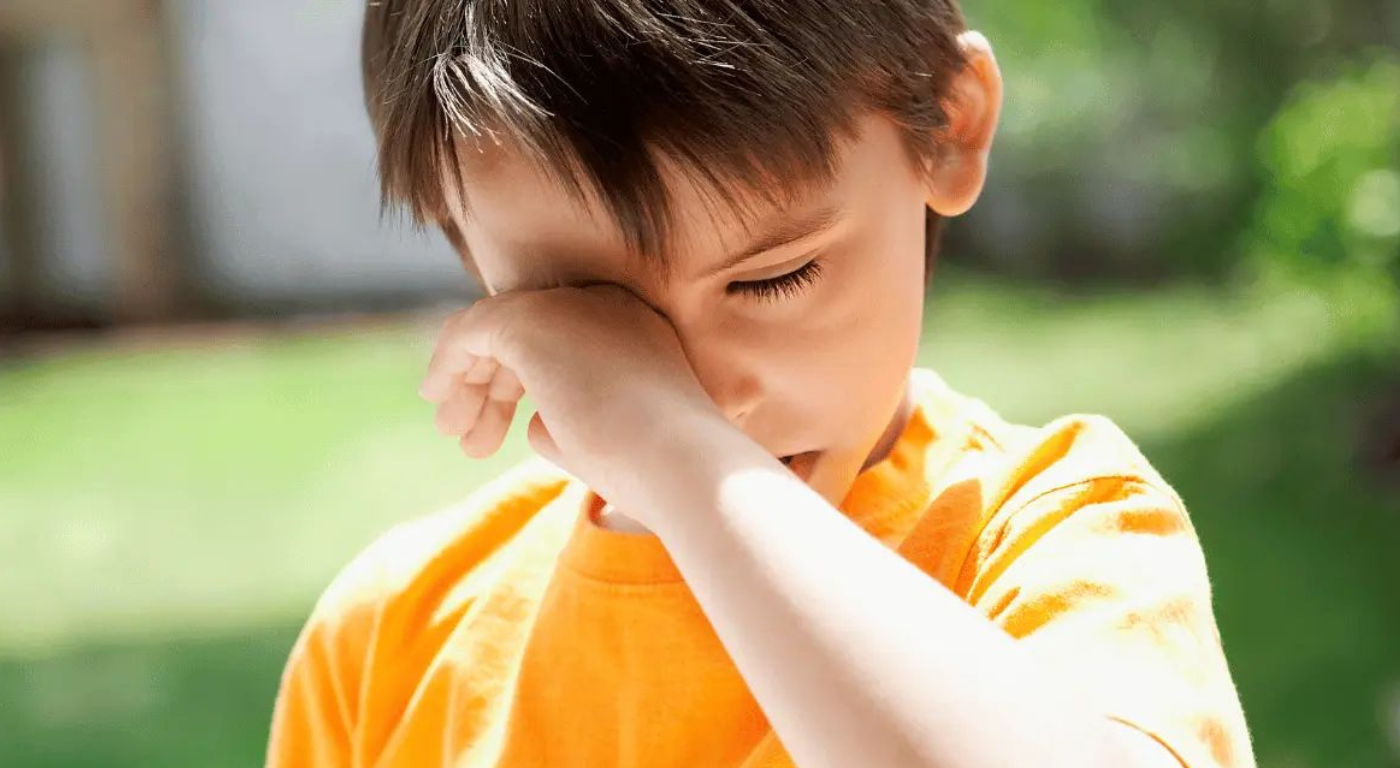 Summer Eye Allergy Precautions