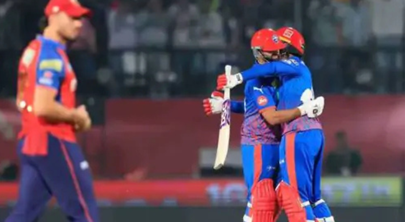 IPL 2026 Delhi Capitals vs Punjab Kings Records: धर्मशाला में दिल्ली कैपिटल्स ने पंजाब किंग्स को 3 विकेट से हराकर इतिहास रच दिया। जानें अक्षर पटेल की फिफ्टी और स्टार्क की गेंदों पर लगे छक्कों के टॉप 10 रिकॉर्ड्स