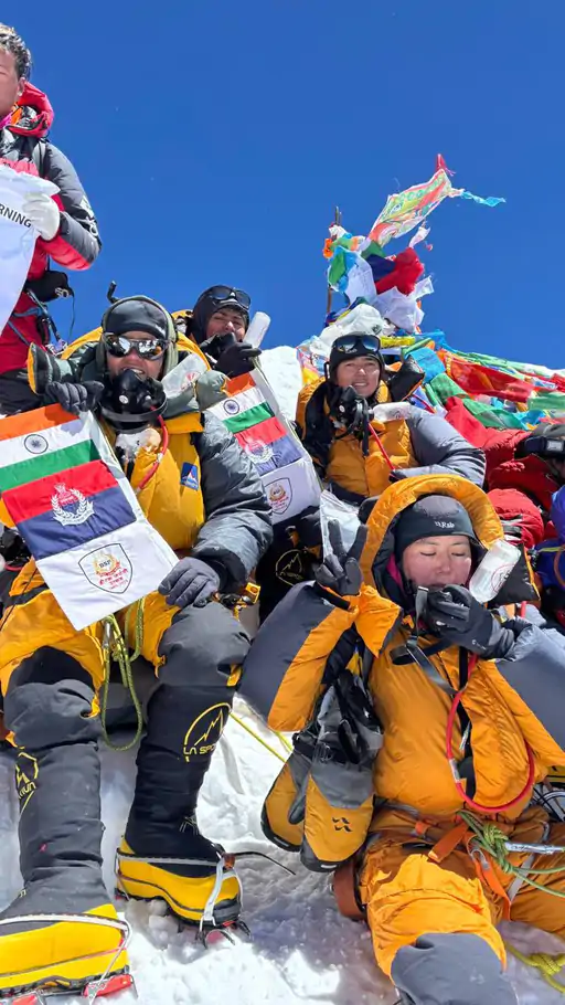 BSF की पहली 'ऑल-वुमन' टीम ने माउंट एवरेस्ट पर फतह हासिल की