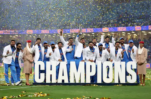 11 मई को जारी नई ICC रैंकिंग में भारतीय क्रिकेट टीम ने पहला स्थान हासिल किया है।