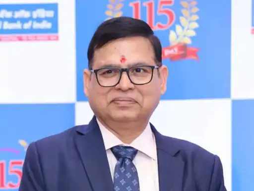 सेंट्रल बैंक ऑफ इंडिया के CEO कल्याण कुमार हैं।