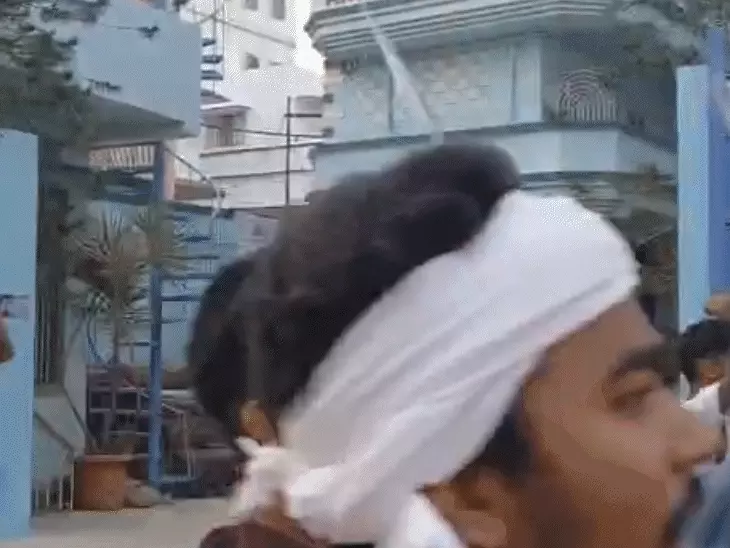 ज्ञान बिंदु कोचिंग के डायरेक्टर रौशन आनंद की जमानत पर फैसला आज, छात्रों ने निकाला कैंडल मार्च