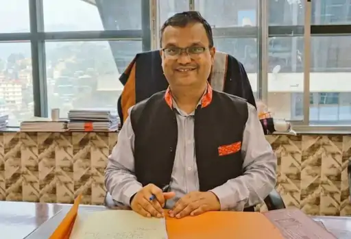 सीनियर IAS लोखंडे प्रशांत बने CBSE के नए चेयरमैन