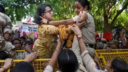 Neha Bora leading student protests and rallies in New Delhi